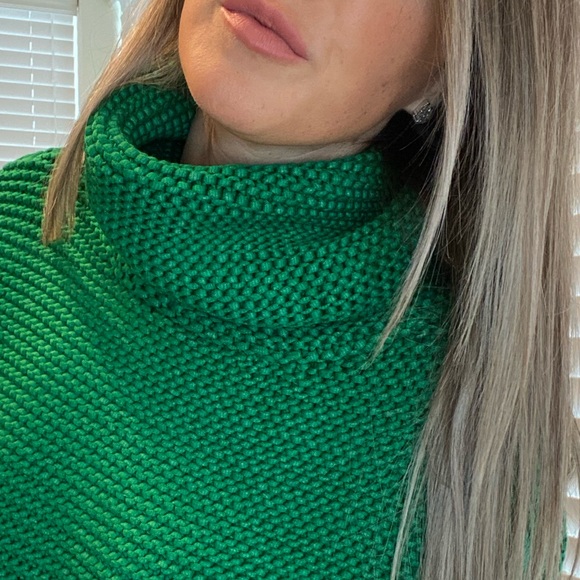 Vici Dolls (Blushing Heart) Sweaters Blushing Heart Over Size